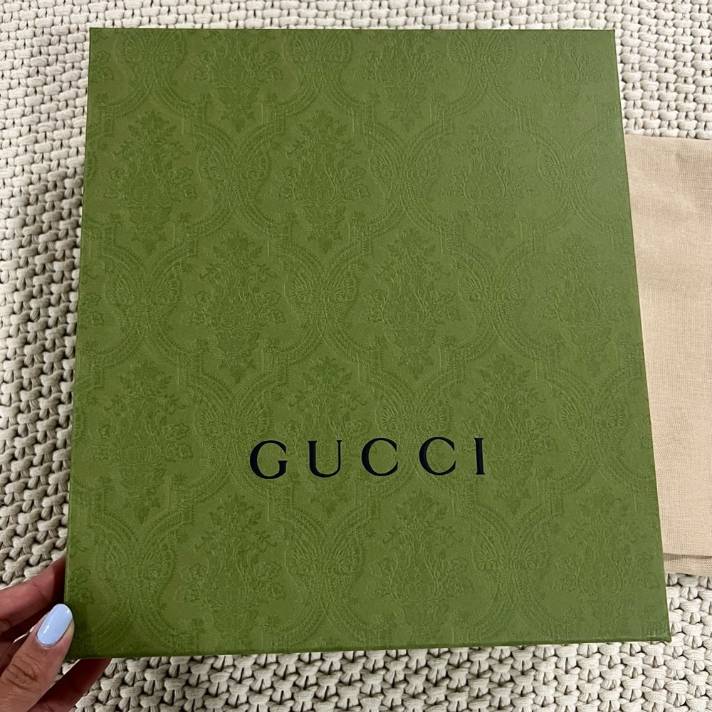 Gucci Green Box w Dust Bag